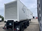 700 KW Detroit Diesel #MTU12V-2000, diesel, sound attenuated enclosure, 240/480 Volts, 4130 hours, 2006 - Image 3