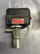McDonnell & Miller #FS7-SD, Flow Switch, 1000 psi, 300 F, 115-230 V - Image 1
