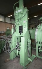 Valdarno #BCGS-80, hot billet shear, 90 ton, 1200&deg;C, 37 KW, oil hydraulic - Image 3