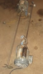 .25 HP General Electric, Agitator Mixer, 5/8" diameter x 40" L shaft, 6" diameter Propeller, 1750 RPM - Image 1