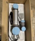 Universal Robots, UR-16e Cobot, 16 Kg payload, 900mm radius, like new, demo unit, 2019 - Image 3