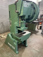 32 Ton, Minster #4, 3" stroke, 9.5" Shut Height, 2.25" adjustment, 24" x15" bolster, rebuilt clutch & brake - Image 3
