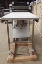 Lucks #LSM-24, Dough Sheeter, Single shear, Stainless Steel, 24" width x 72" L conveyor, 22" pressure plate - Image 2