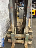 8000 lb. Caterpillar #T80D, LPG forklift, 123" lift height, side shift, roll cage, 4 cylinder engine - Image 5