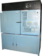 18" width x 22" D x 18" H Blue M #BTC4-100C, -70° to 204°, bench top temperature chamber, 240 V., 1-phase - Image 1