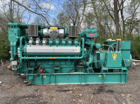 1100 KW Cummins #QSV81G, Natural gas generator set, 480 Volts, 7393 hours, 2001 - Image 1