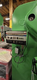 25 Ton, Verson press brake, 2" stroke, 12" Shut Height, 6-1/2' table - Image 2
