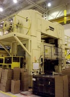 600 Ton, Warco #SC2-600-96-48, straight side double crank, 8" stroke, air clutch/brake, 30-60 SPM, 96" x 48" - Image 3