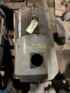 50 HP 1150 RPM Yaskawa, Frame JP44, 320 Volts, Squirrel Cage, electrically OK - Image 2