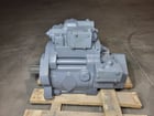 Hitachi #4447867, piston pump, new surplus - Image 9