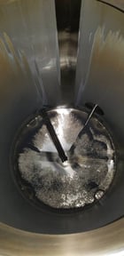 150 gallon Brewing hot liquor tank, 1.5" tri-clamp base port w/butterfly valve, lid with 2" & 1.5" tri-clamp - Image 2