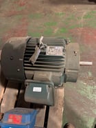 40 HP 1765 RPM Reliance, Frame 324T, 230/460 Volts, Squirrel Cage, electrically OK - Image 2