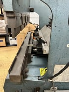 25 Ton, Amada #RG25, Hydrualic Press Brake, 40" between Housings, 8" Throat, 3.94" Stroke, 3 HP, 1983 - Image 5