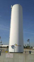 13000 gallon Liquified Natural Gas Storage Tank, full vacuum, 40' H x 9.5 ' diameter, 1999 - Image 2