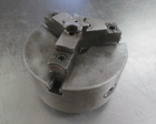 6-1/4" 3-Jaw self-centering universal LOO back lathe chuck with wrench (YMC) - Image 2