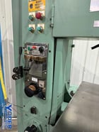 40" x 12" W.F. Wells #V4012, vertical band saw, 29" x27" table area, 4 speed transmission - Image 7