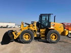 Cat 920, Wheel Loader, 116 hours, S/N: SL401915, 2024 - Image 1