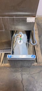 Lancer #910LX, Glassware Washer, 23" L x 27" width x 58" H, 200-600 KPa, 10 kW, 10 Amps, 208 V, 2007 - Image 10