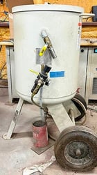Maxiem #1530, 5' x 10' waterjet, 30 HP Omax EnduroMax pump, cleanout, hopper, water level Control, 2017, less - Image 5