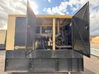300 KW Kohler #300REOZDD, diesel generator set, weather enclosure, 480 Volts, 3 phase, 360 hours, 2008 - Image 8