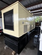 274 KW Generac, stationary diesel generator, basetank, weatherproof enclosure, 277/480 Volts, 584 hours - Image 2