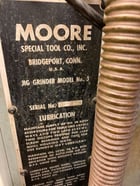 Moore #3, jig grinder, 11" x 24" table, Heidenhain 2-Axis digital read out, dust collector, work light - Image 5