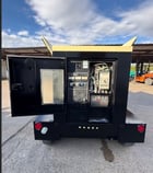100 KW John Deere #IRG125, diesel rental generator, sound house enclosure, 240/480 Volts, 10857 hours, 2007 - Image 8