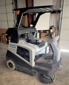 Advance #SW5500, ride-on sweeper, 46" pathway, 65" dump height, 2018 - Image 1