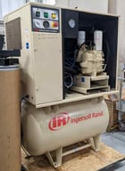 38 cfm, 210 psig, Ingersoll-Rand, rotary screw air compressor, 15 HP, 380 V., 2020 - Image 2