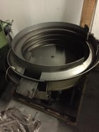 Feeder Bowl, clock wise direction, 30" base, 18" discharge height, stud part type - Image 1