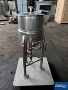 5 gallon Groen #5SP, Kettle, Stainless Steel, jacketed for 45 psi at 650° f, on legs - Image 5