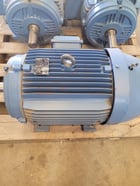 30 HP 1755 RPM WEG #W21, Frame 286T, TEFC, 1.0 service factor @ 208 Volts - Image 3
