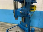 24" Cincinnati #24, single spindle drill, box columns, #4MT, 28" x18" table area, coolant, 5 HP - Image 4