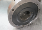 12" 3-Jaw universal flat back lathe chuck with ID & outside dimension jaws & wrench - Image 7