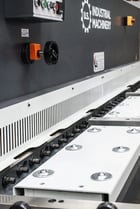 1/4" x 10' U.S. Industrial #US1025CNC, CNC Hydraulic Shear, 126" Sheet, 0.75"-36" Back Gauge, 14/min No Load - Image 7