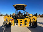 Caterpillar CB7, Vibratory Single Drum Asphalt, 52 hours, S/N: M5R00355, 2023 - Image 2