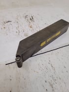 Kennametal, Tool Holder, (2) 152.4 mm L Tool w/31.75 mm width Shank & (1) 152.4 mm L Tool w/25.4 mm width - Image 4