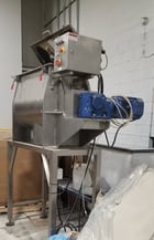 10 cu.ft. Stainless Steel Single Shaft Paddle Blender, 4' L x 3' width x 8' H Dimension, 3.67' Loading - Image 2