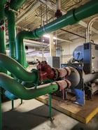 500 Ton, Carrier #23XRV5556NRVAA50-S, Water-Cooled Chiller, R-134a, R05 compressor, 2012 (3 available) - Image 2