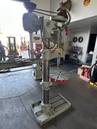 22" Buffalo #22, heavy duty drill press, 1.5" capacity, 65-1350 SPM, 220/440 V., 3-phase, power feed - Image 4