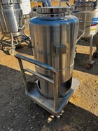 26 gallon DCI, 100 liter Stainless steel tank, portable, 100 psi, 20" dia. x 24" straight side, dish top & - Image 3