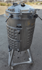 30 gallon DCI, 316L Stainless Steel tank, jacketed, agitated, 18" dia. x 28" straight side, dish top & bottom - Image 2