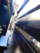 60 Ton, Wysong #MTH60-72, hydraulic press brake, 6' overall, 62" between housing, 6" stroke, 6" throat, 7.5 HP - Image 6