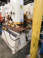 6.5" x 6.5" x 1/2" Geka #110S, hydraulic ironworker, 120 ton, 12.5 HP, 28 SPM, 2016 - Image 2