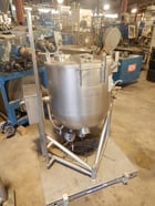 25 gallon Groen #DN-25P25, Stainless Steel Tilt Jacketed Tank, Vertical, 25" diameter x 18" Straight Side - Image 1