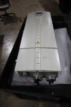 Abb ach550-uh-125a-4 ac drive 550 series 3 phase 380-480 v ac stock s686 - Image 1