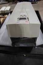 Abb ach550-uh-125a-4 ac drive 550 series 3 phase 380-480 v ac stock s686 - Image 4