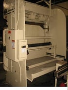 35 Ton, DiAcro #1472, press brake, 6' overall, front operated manual back gauge - Image 2
