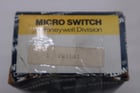 Micro Switch 201LS1 Limit Switch NEW IN BOX STOCK H1122A - Image 3