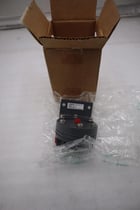New siemens 61f booster relay with box stock g318a - Image 2